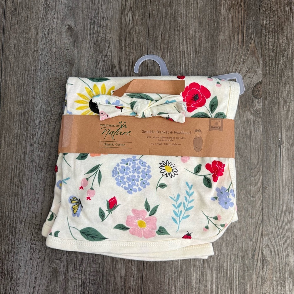 Touched by Nature Floral Swaddle Set